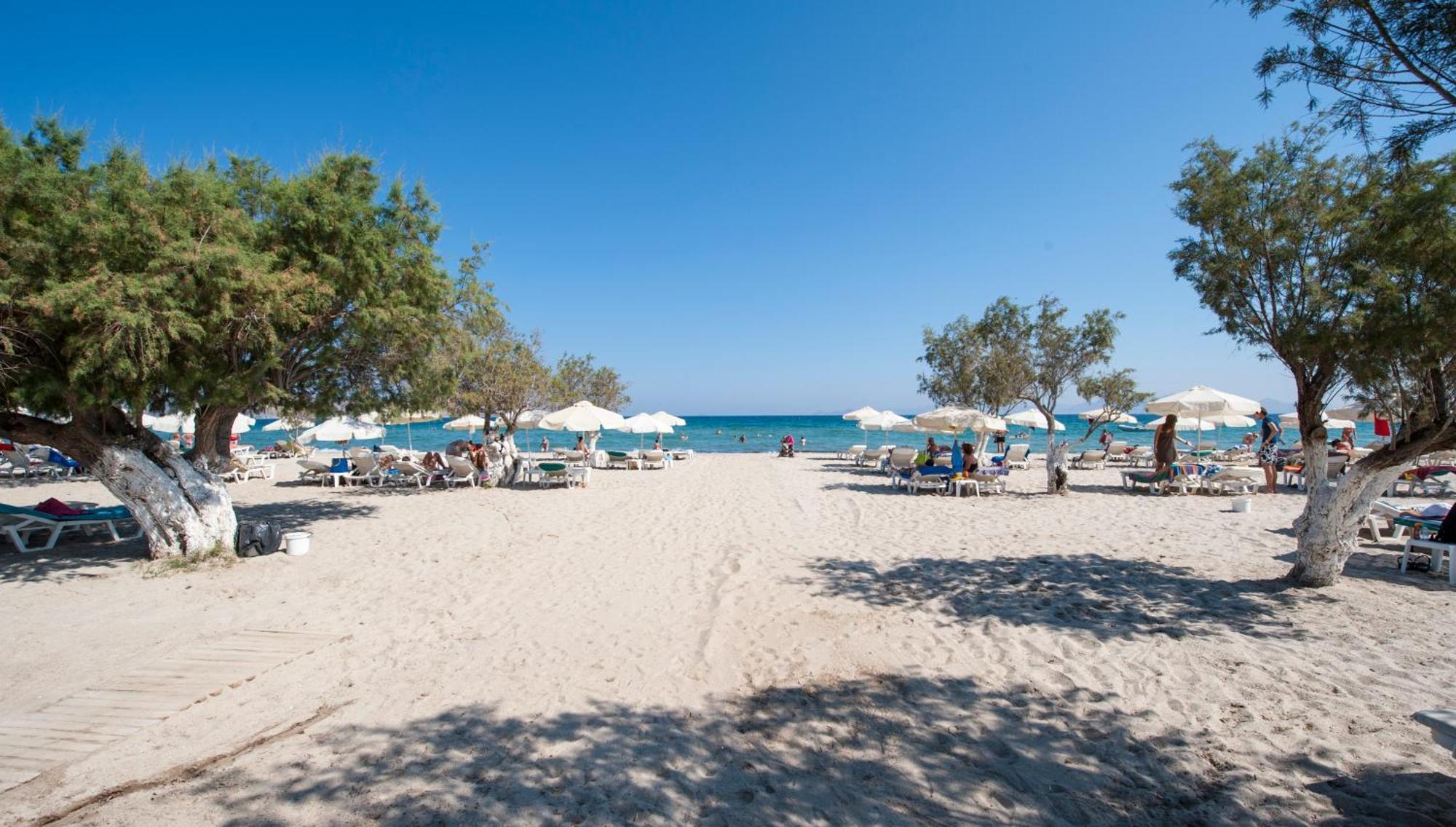 Tigaki Beach Hotel Bagian luar foto
