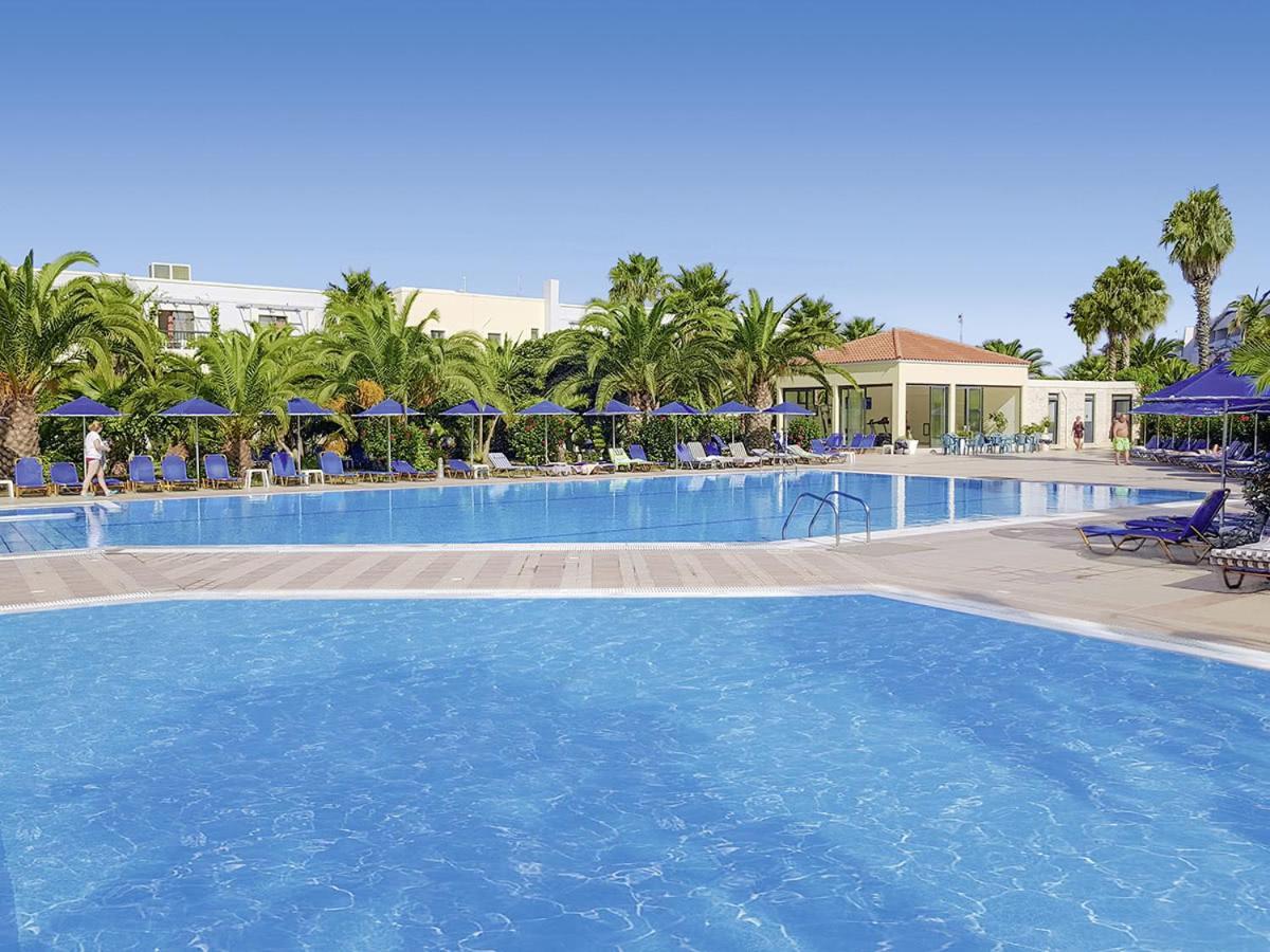 Tigaki Beach Hotel Bagian luar foto
