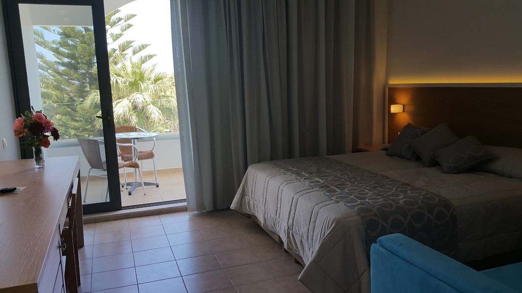 Tigaki Beach Hotel Bagian luar foto