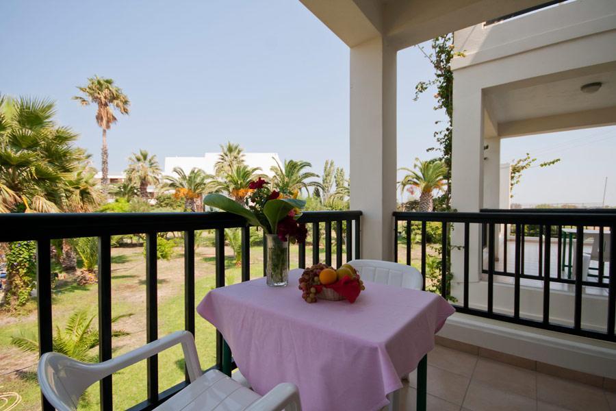 Tigaki Beach Hotel Bagian luar foto